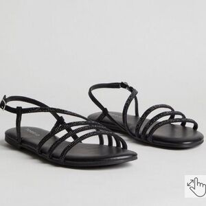 NWT Torrid Embellished Asymmetric Strappy Sandal Wide Width Black